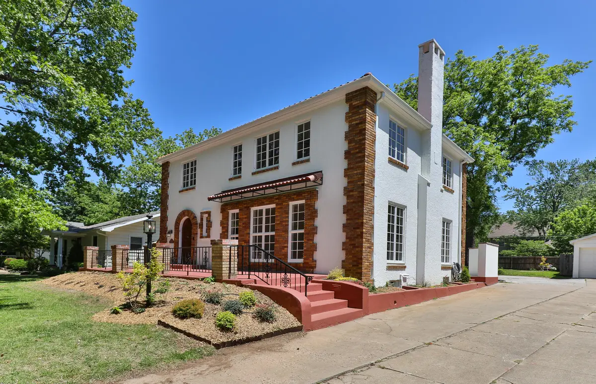 924 S Pickwick Avenue, Springfield, MO 65804 - #1