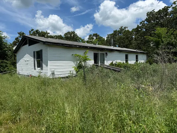 325 S Ozark Trail, Goodman, MO 64843