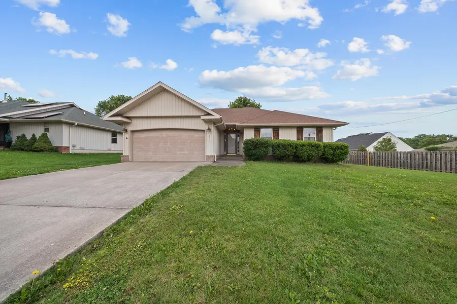 2323 E Logan Street, Republic, MO 65738 - #2