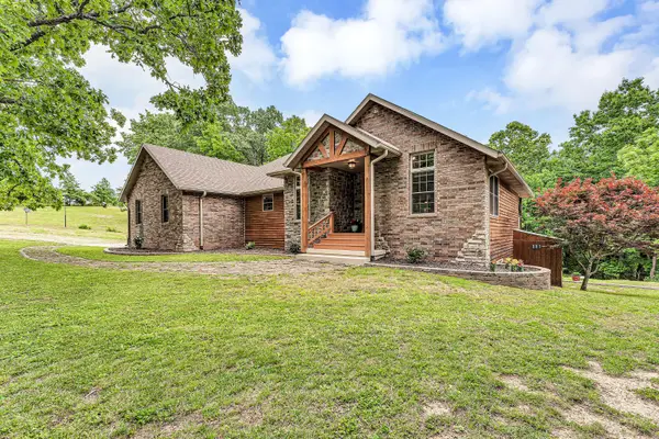108 Red Fern Drive, Ozark, MO 65721