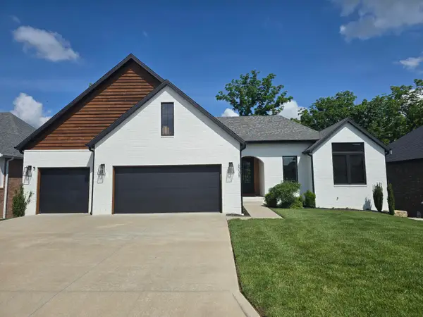 6038 S Maryland Avenue, Springfield, MO 65810