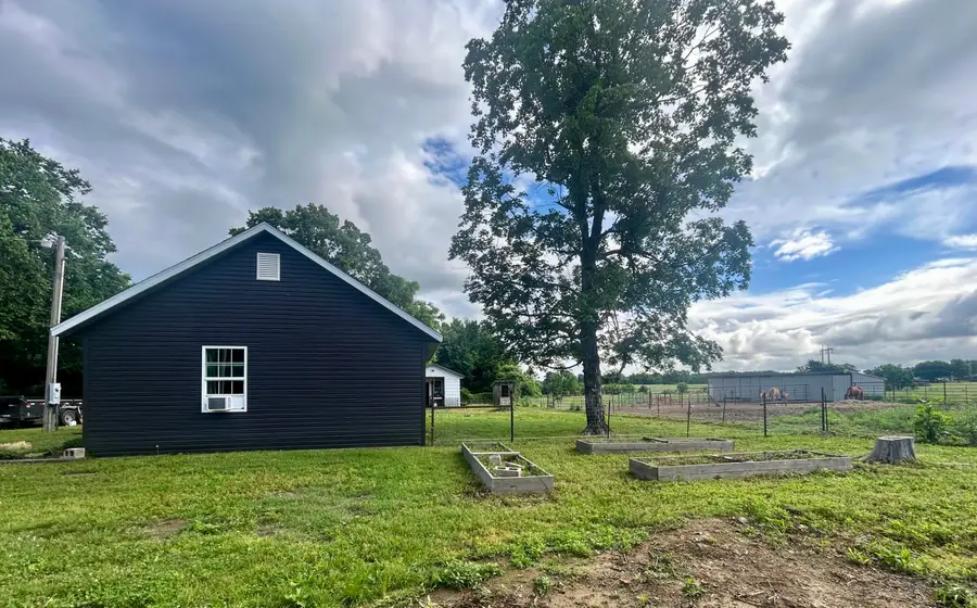 20760 Oak Road, Neosho, MO 64850 - #3