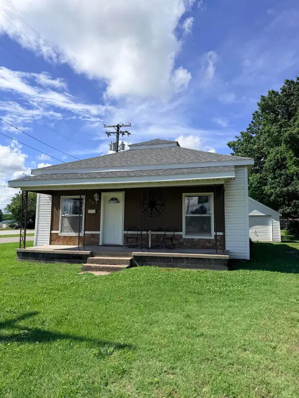 514 Maple Street, Greenfield, MO 65661