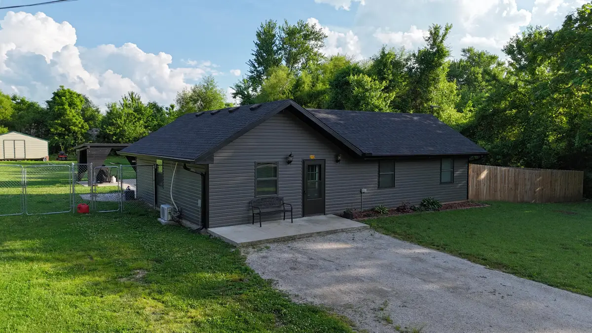 312 W North Street, Mountain Grove, MO 65711 - #1