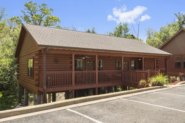113 Grand Mountain Avenue, Branson, MO 65616