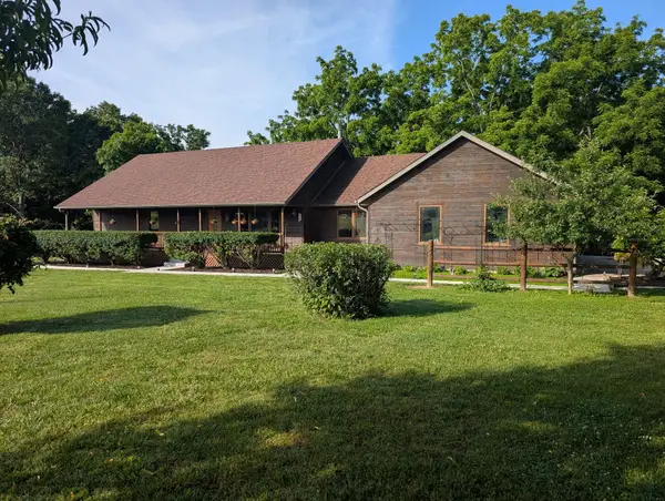 19901 Providence Drive, Lebanon, MO 65536