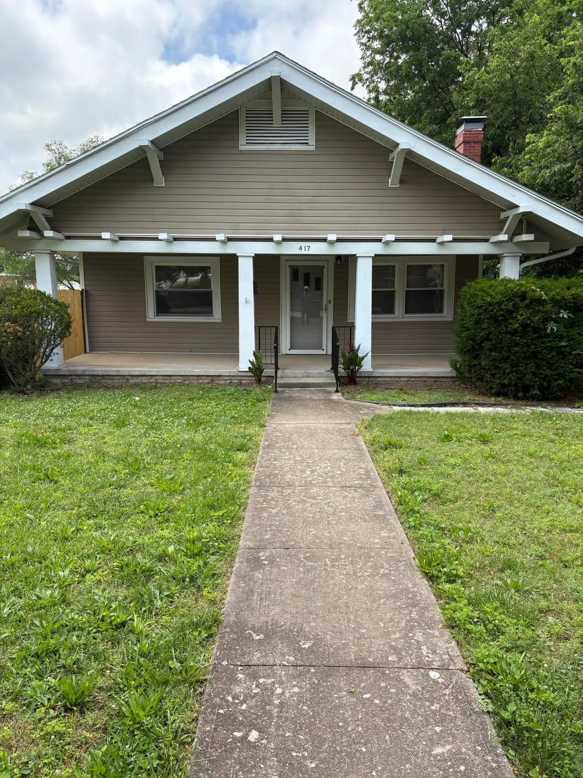 417 S Lincoln Avenue, Aurora, MO 65605 - #1