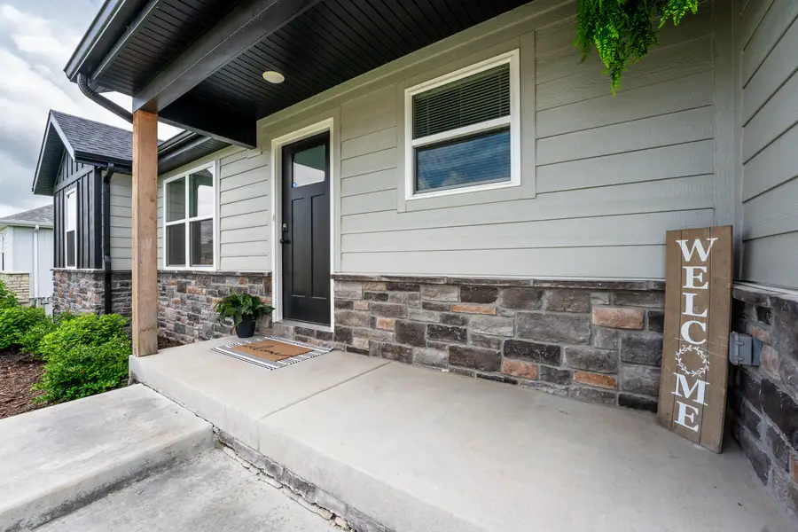 1444 E Macon Street, Republic, MO 65738 - #3