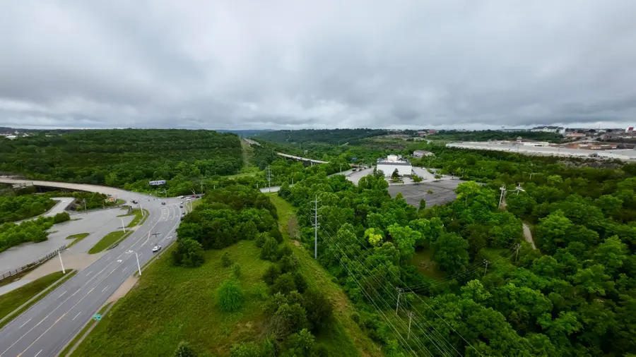 000 Shepherd Of The Hills Expressway, Branson, MO 65615 - #2