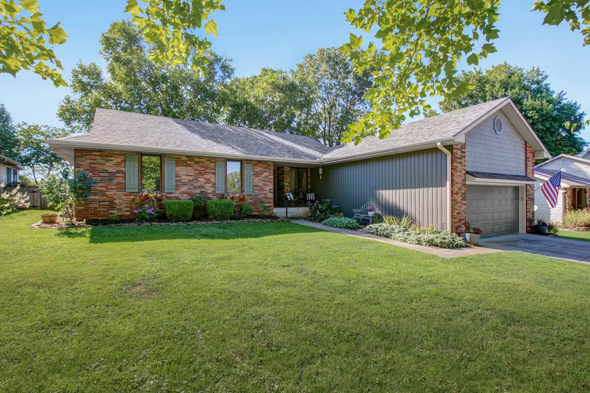 5935 S Geronimo Drive, Springfield, MO 65810 - #1