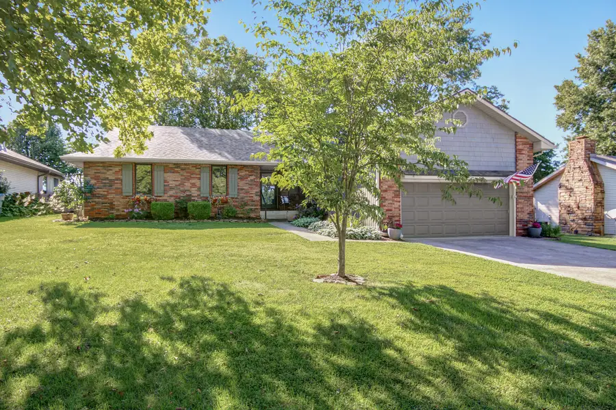 5935 S Geronimo Drive, Springfield, MO 65810 - #2