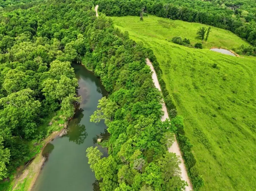000 Sand Shoals Road, Houston, MO 65483 - #3