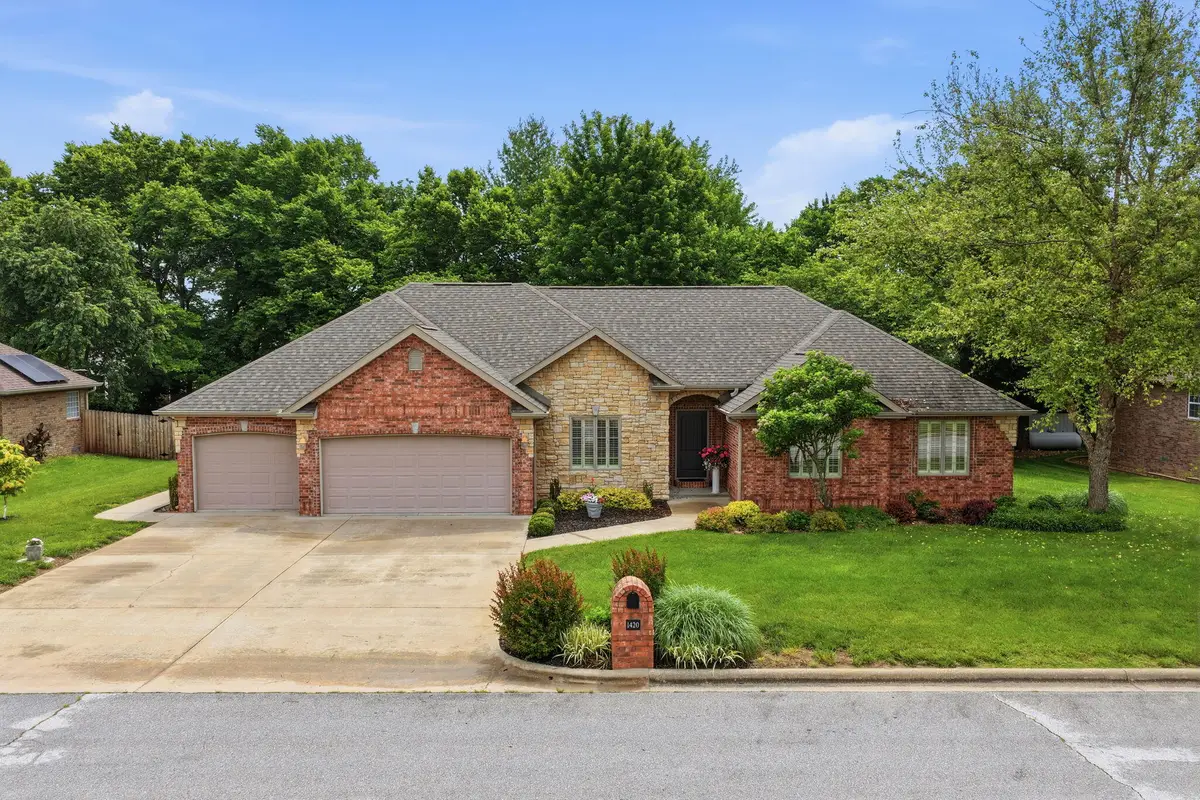 1420 S Charles Place, Bolivar, MO 65613 - #1