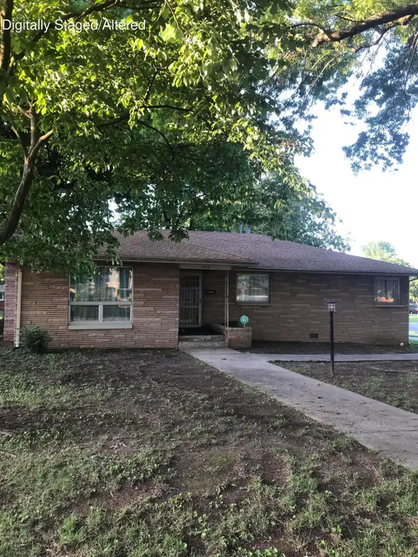 703 W Stanford Street, Springfield, MO 65807