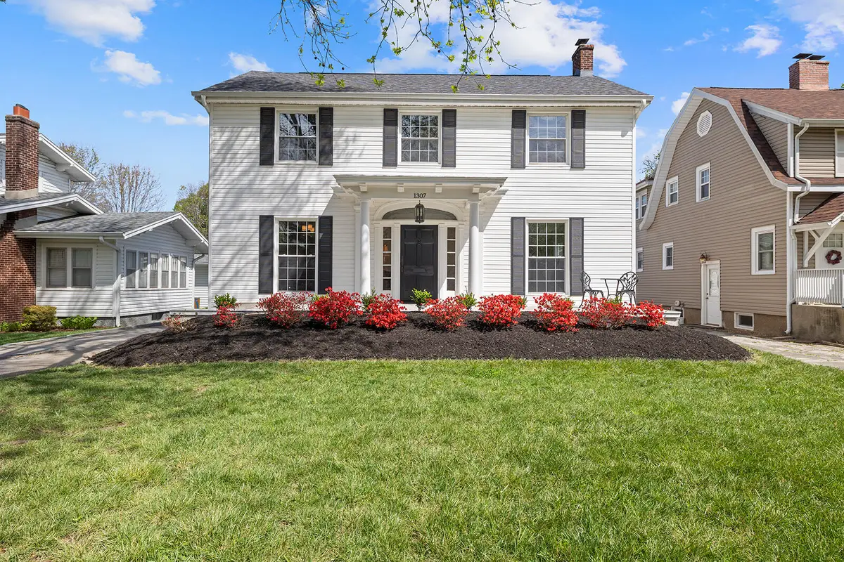 1307 E Delmar Street, Springfield, MO 65804 - #1