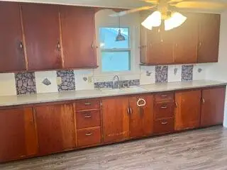 1846 W Division Street, Springfield, MO 65802 - #3