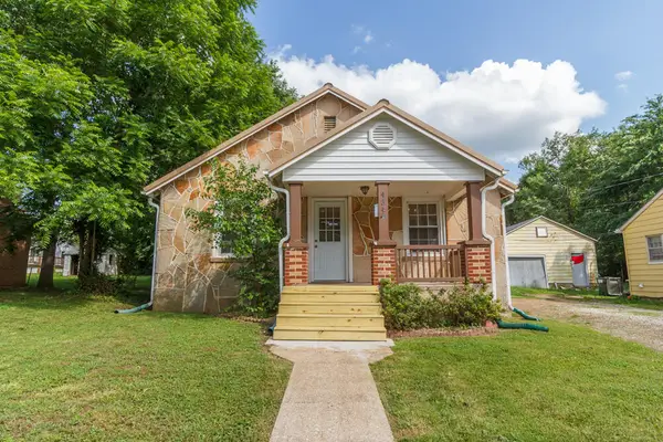 434 W Hayes Street, Lebanon, MO 65536