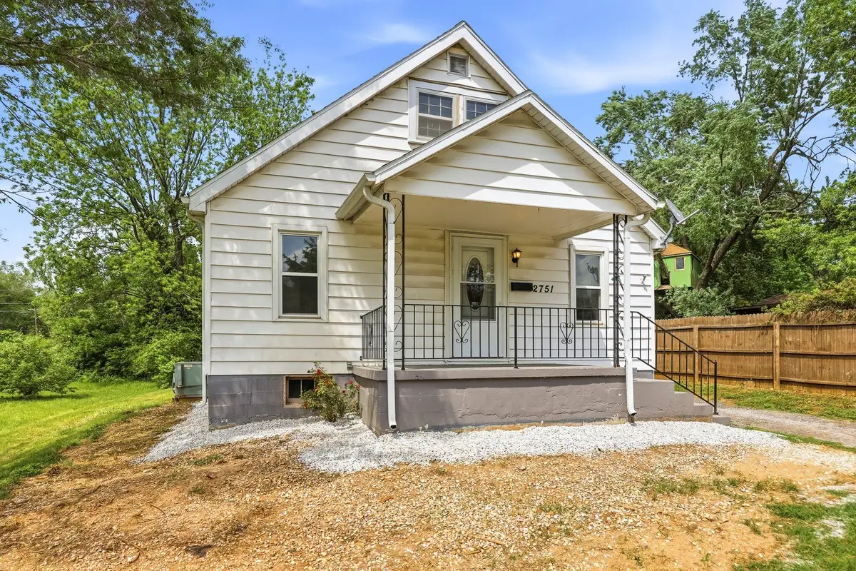 2751 W Walnut Street, Springfield, MO 65802 - #1