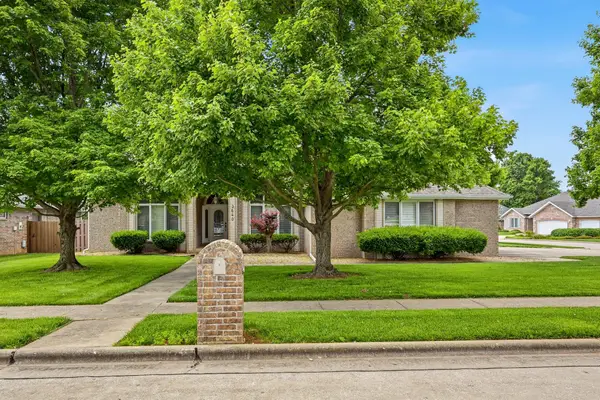 3640 W Edgewood Court, Springfield, MO 65807