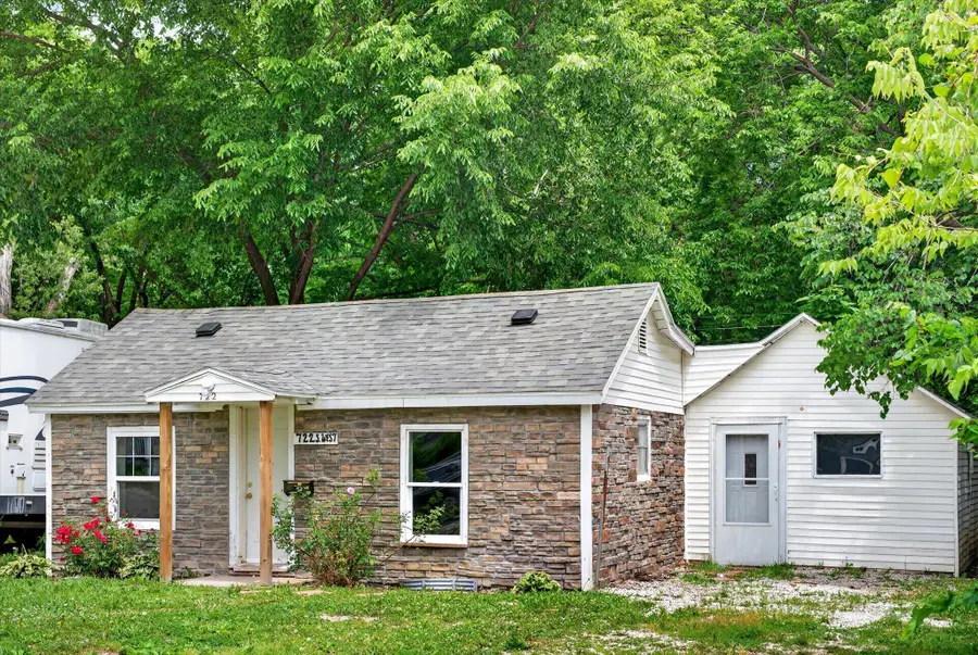 722 S West Avenue, Springfield, MO 65802 - #2