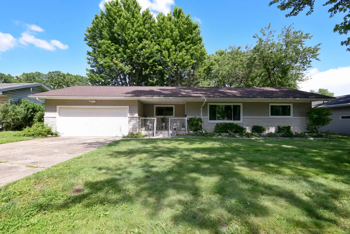 1626 S Saint Charles Avenue, Springfield, MO 65804 - #1