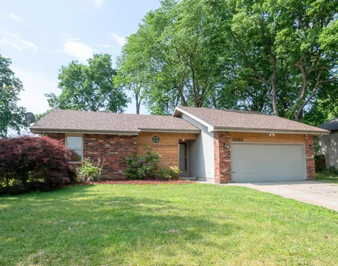 3262 W Roxbury Street, Springfield, MO 65807 - #1