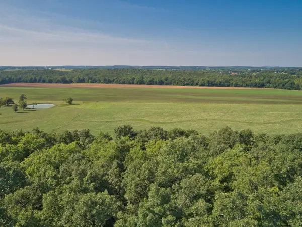 000 E 517th Road, Halfway, MO 65663