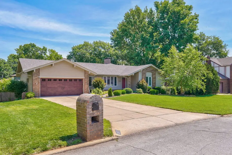 1813 E Camino Alto Street, Springfield, MO 65804 - #2
