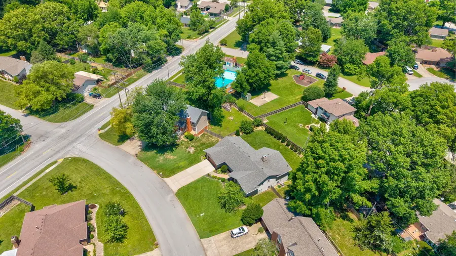 1813 E Camino Alto Street, Springfield, MO 65804 - #3