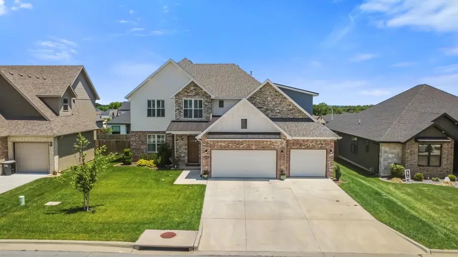 4900 S Aaron Avenue, Springfield, MO 65810 - #2