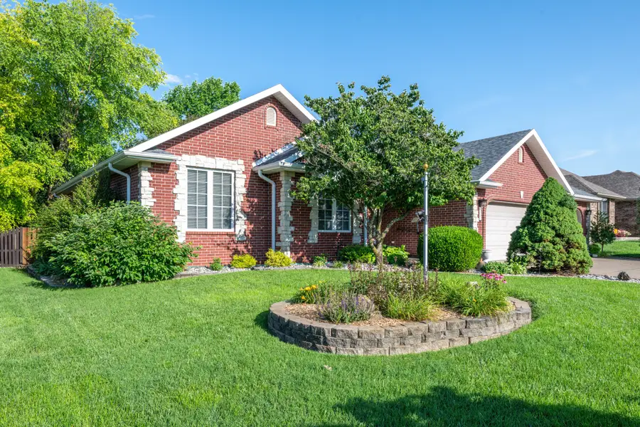 2437 S April Avenue, Springfield, MO 65807 - #3