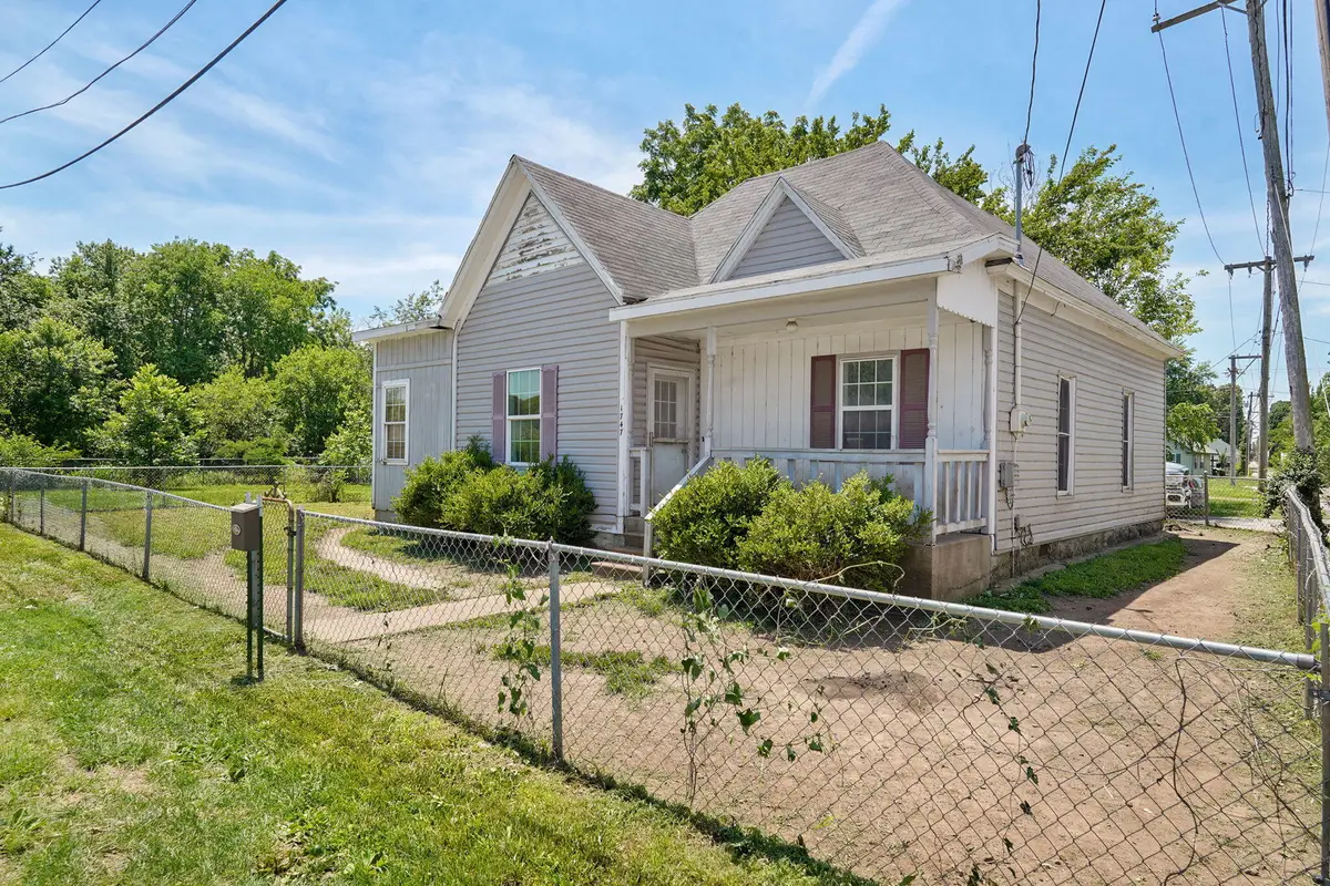 1747 N Texas Avenue, Springfield, MO 65803 - #1