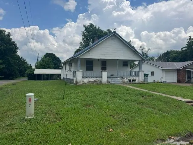 310 N Davis Street, Miller, MO 65707 - #1