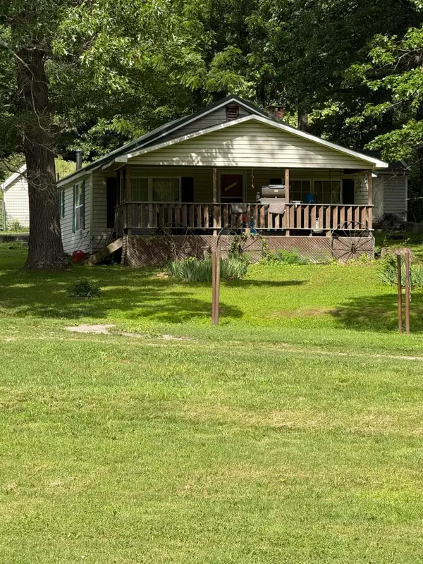 10256 Otter Drive, Neosho, MO 64850
