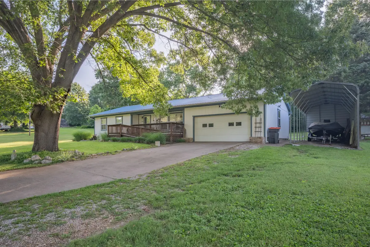 350 Glenwood Circle, Cassville, MO 65625 - #1