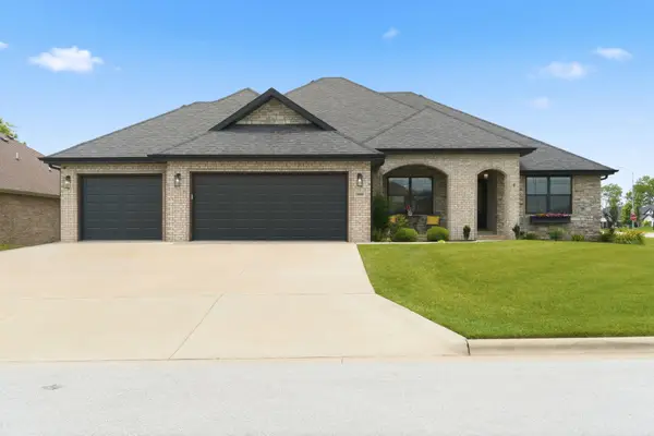 1000 E Tipperary Court, Nixa, MO 65714