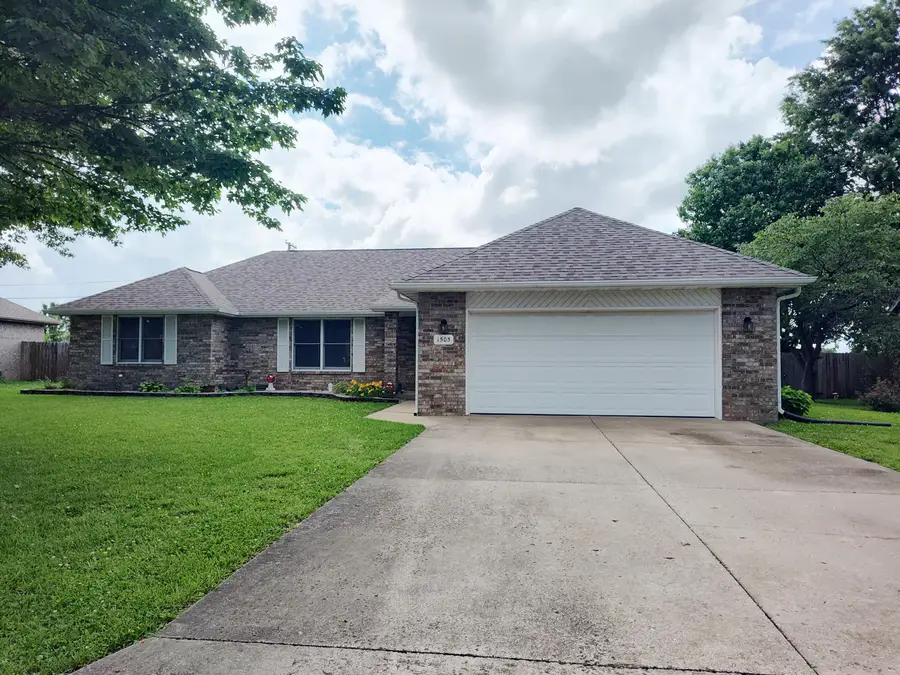 1505 S Sunset Avenue, Bolivar, MO 65613 - #2