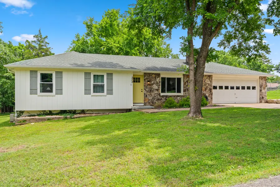 372 Greenbrier Lane, Hollister, MO 65672 - #3