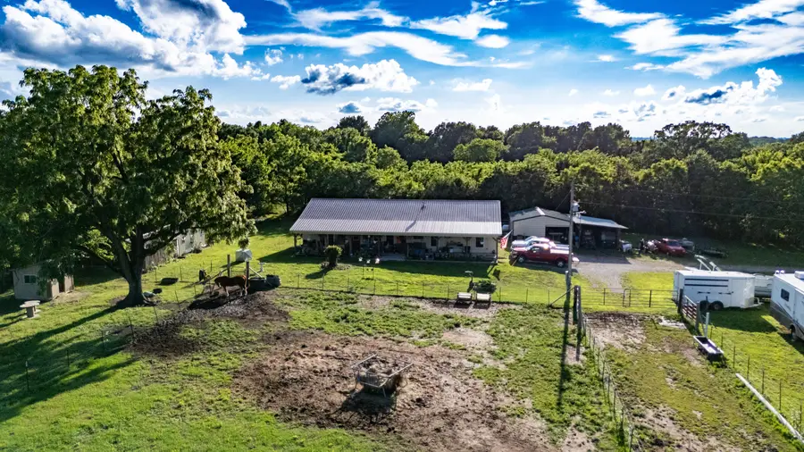 574 E Dade 102, Everton, MO 65646 - #3