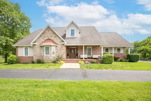 169 Ranch Road, Saddlebrooke, MO 65630
