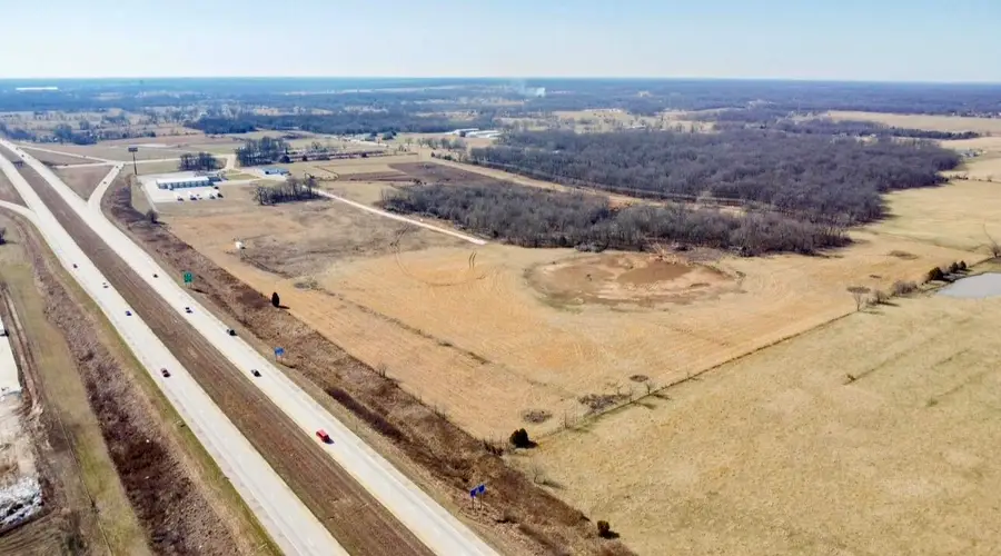 Xxx Memory Lane, Neosho, MO 64850 - #3