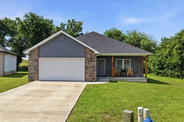 280 W Erin Circle, Bolivar, MO 65613
