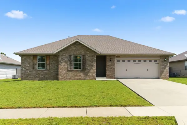 449 W Grace Street, Republic, MO 65738