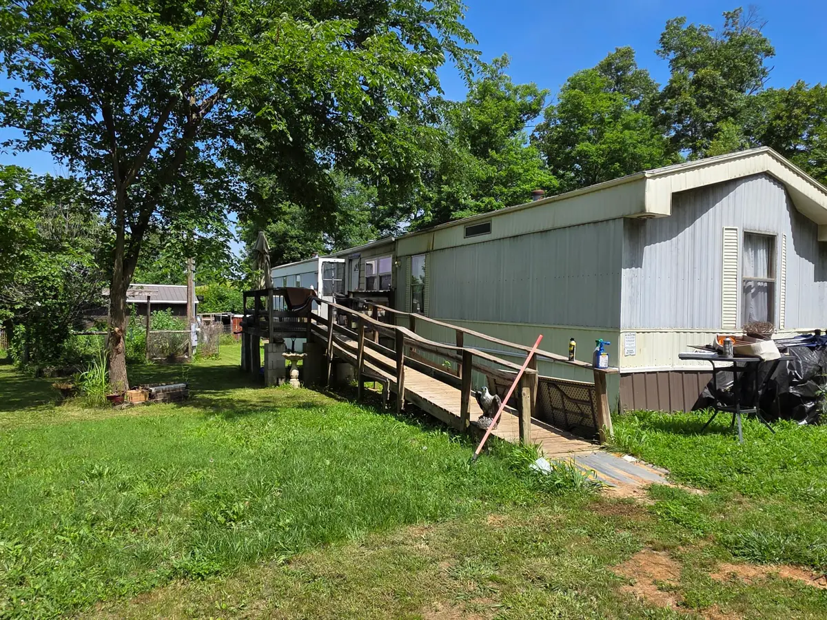 16686 Spruce Drive, Neosho, MO 64850 - #1