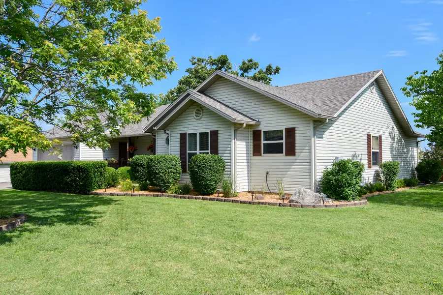 185 Blue Spruce Drive, Hollister, MO 65672 - #2
