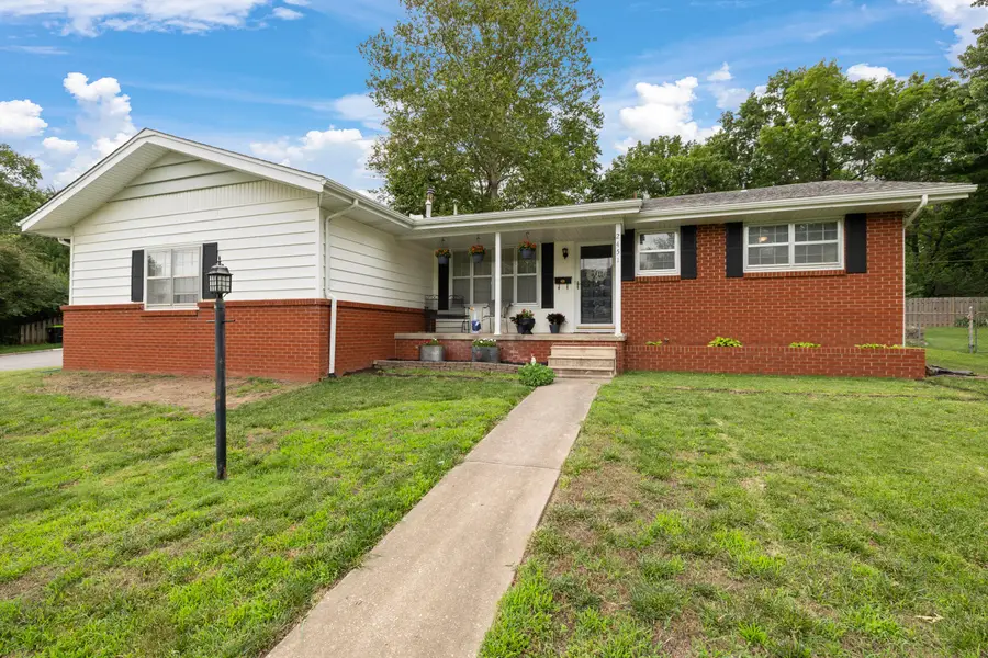 2451 S Hillside Drive, Springfield, MO 65804 - #2