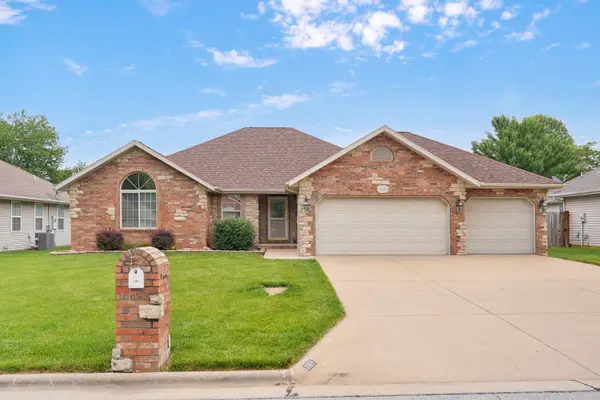 3969 W Greenwood Street, Springfield, MO 65807
