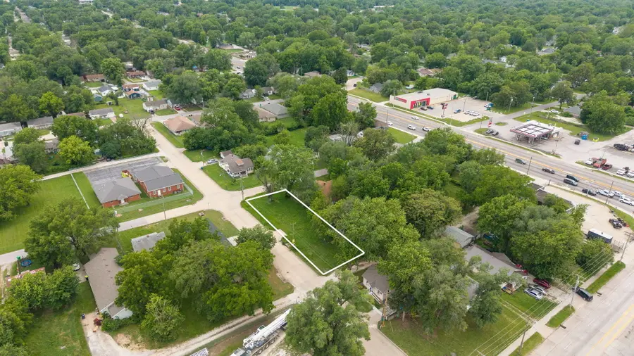 1501 W Hovey Street, Springfield, MO 65802 - #3
