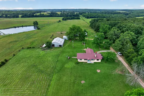 820 S Dallas County Line Road, Conway, MO 65632