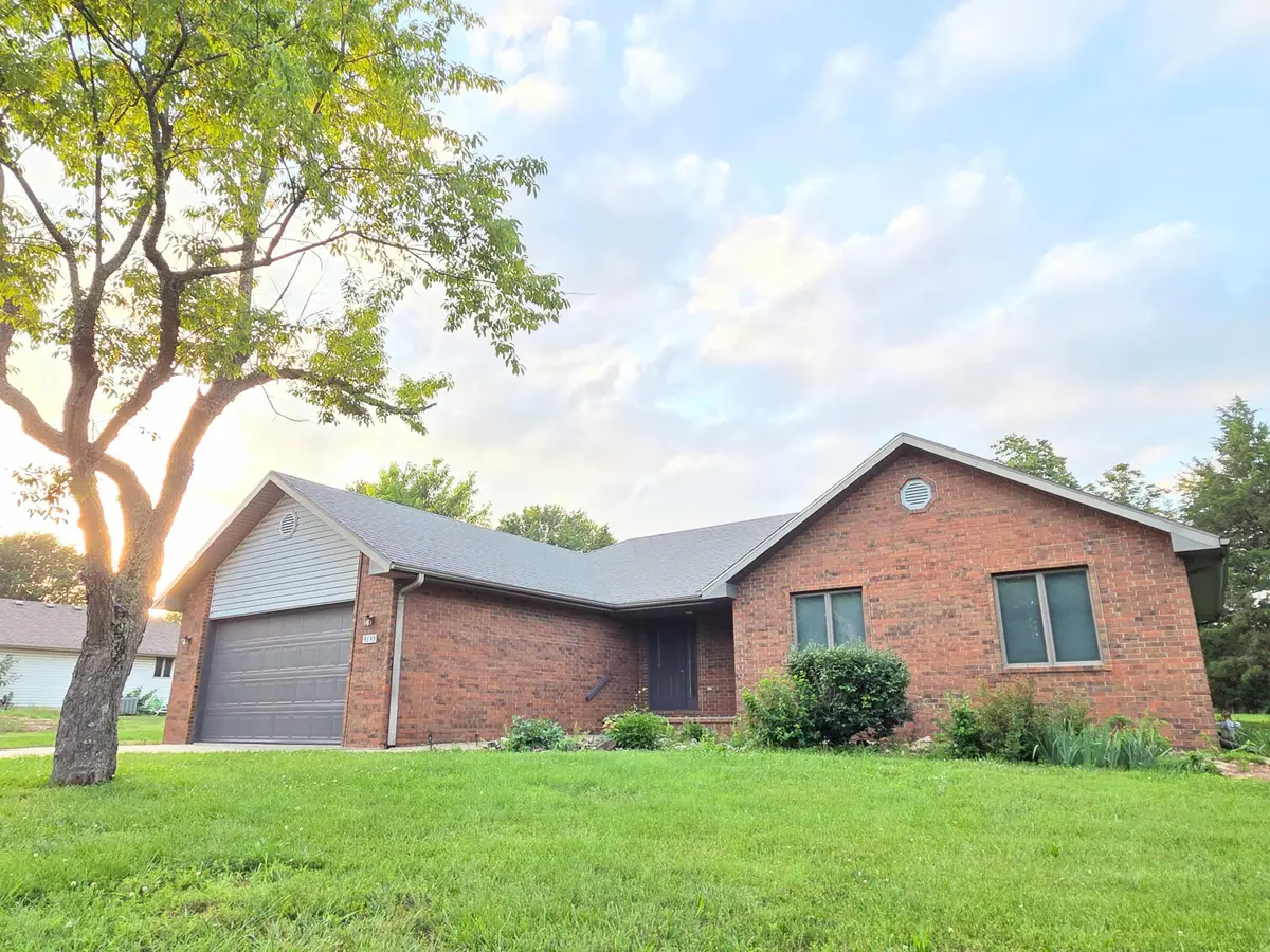 4645 W 3rd Street, Battlefield, MO 65619 - #1